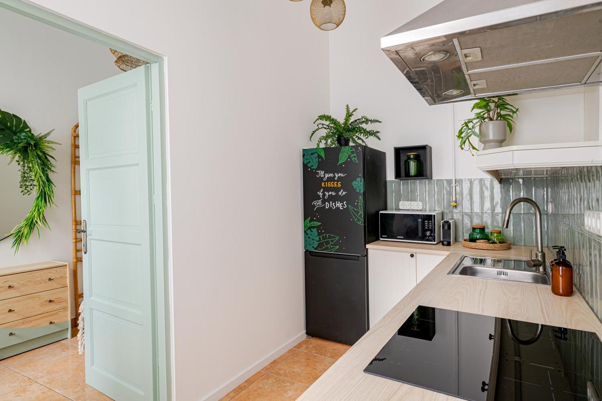 Jungle Aesthetics Downtown Apartman Aircon And Garage Parking Boedapest Buitenkant foto
