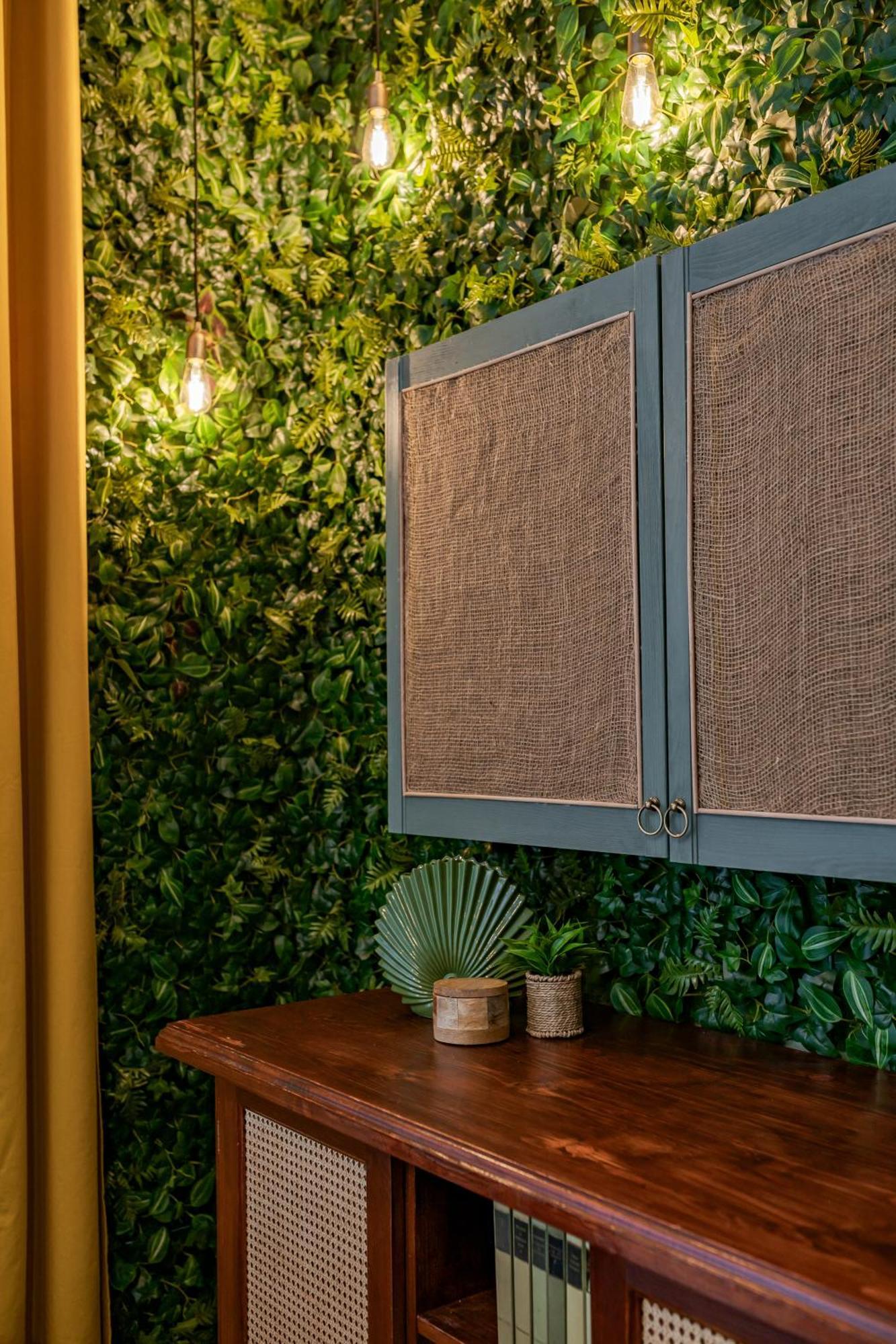 Jungle Aesthetics Downtown Apartman Aircon And Garage Parking Boedapest Buitenkant foto